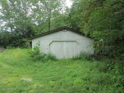1005 Pilot Knob Berea, KY 40403 - Photo 2 of 10 Photo 2
