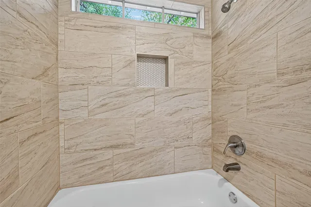 a view of back yard of the house