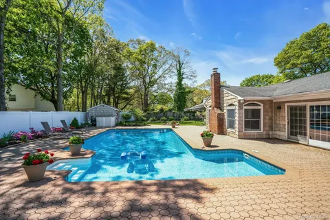 $749,000 | 17 Priscilla Avenue, Holtsville, NY 11742