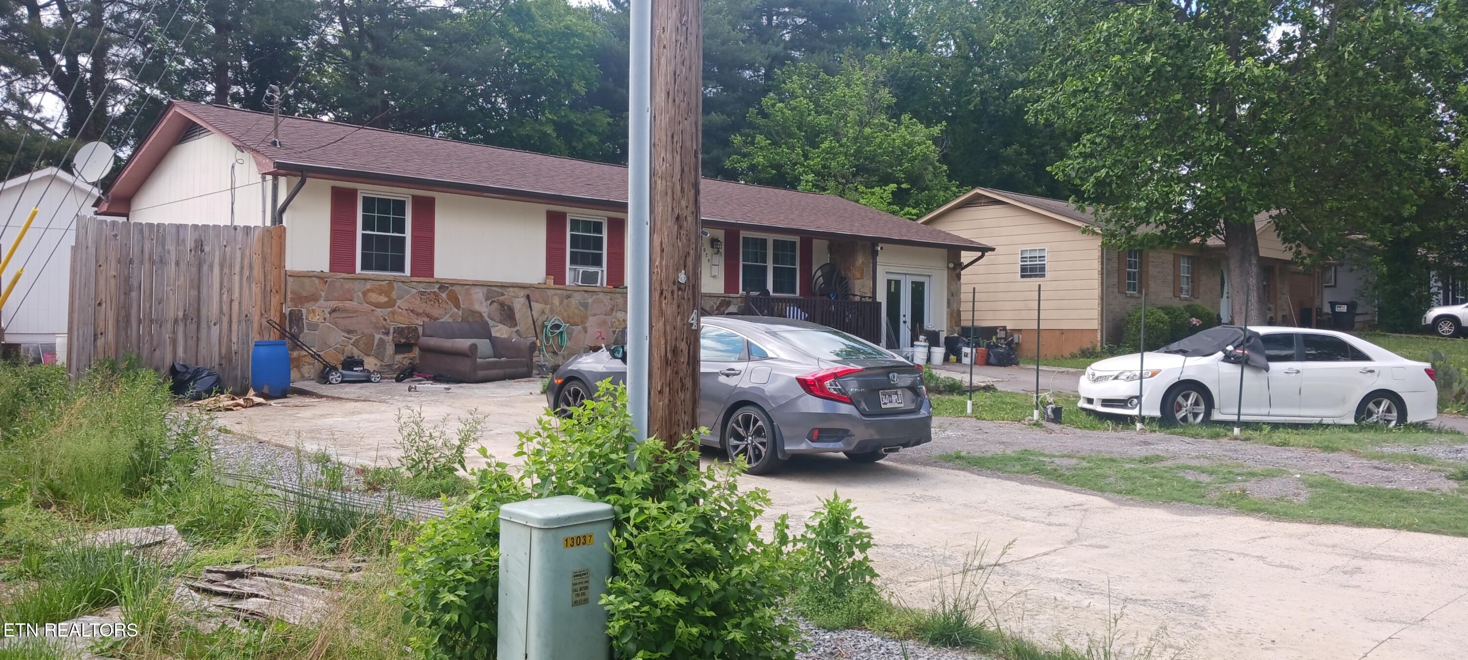 1029 Morrow Road Knoxville, TN 37923 - Photo 7 of 8 20260428_155520