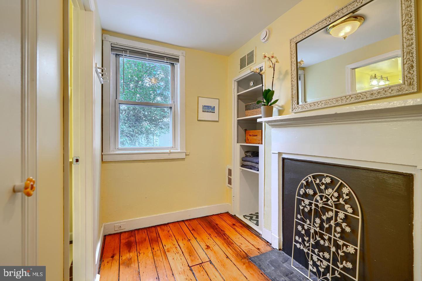 1806 Bank Street Baltimore, MD 21231 - Photo 12 of 21 a view of an entryway with wooden floor