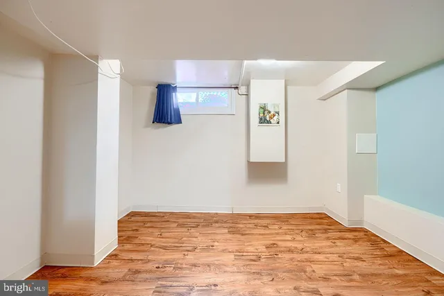 a view of empty room