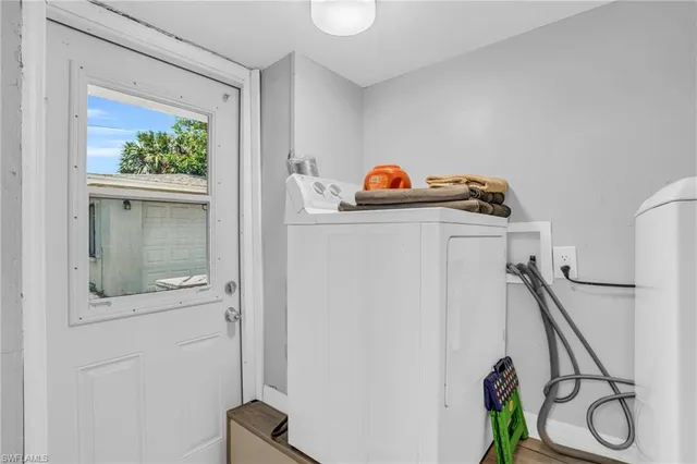 a house view with a outdoor space
