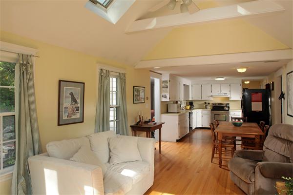 26 Smith Road Hingham, MA 02043 - Photo 4 of 5 Gallery Image 4