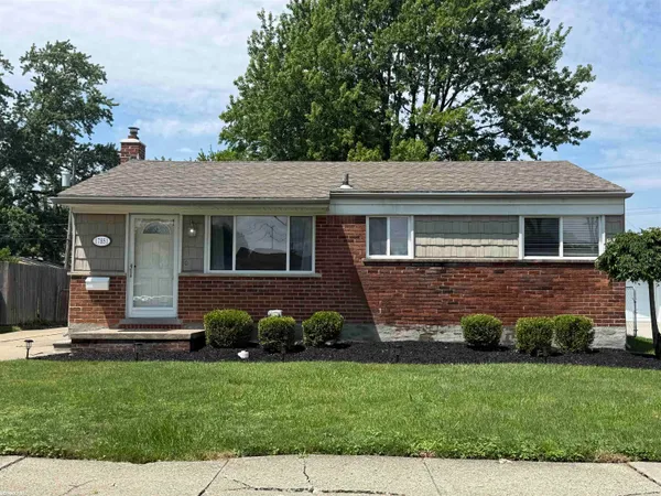 $237,900 | 17851 Rainbow Road, Fraser, MI 48026