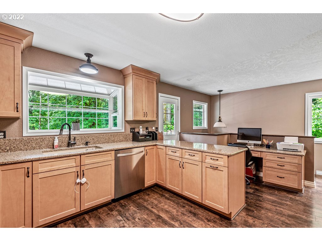 1702 Tower Road Castle Rock, WA 98611 - Photo 12 of 31 Gallery Image 12