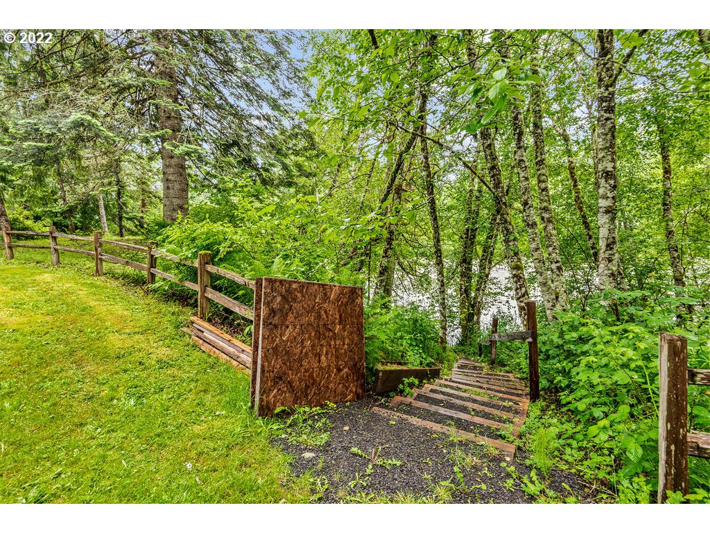 1702 Tower Road Castle Rock, WA 98611 - Photo 26 of 31 Gallery Image 26