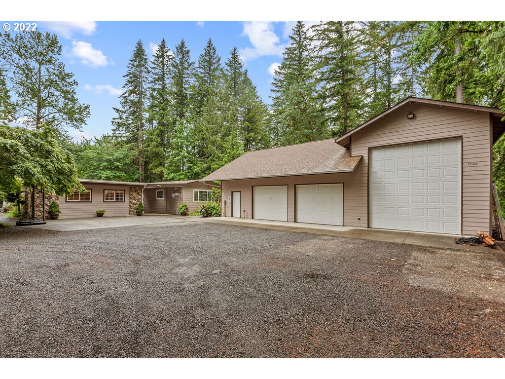 1702 Tower Road Castle Rock, WA 98611 - Photo 3 of 31 Gallery Image 3