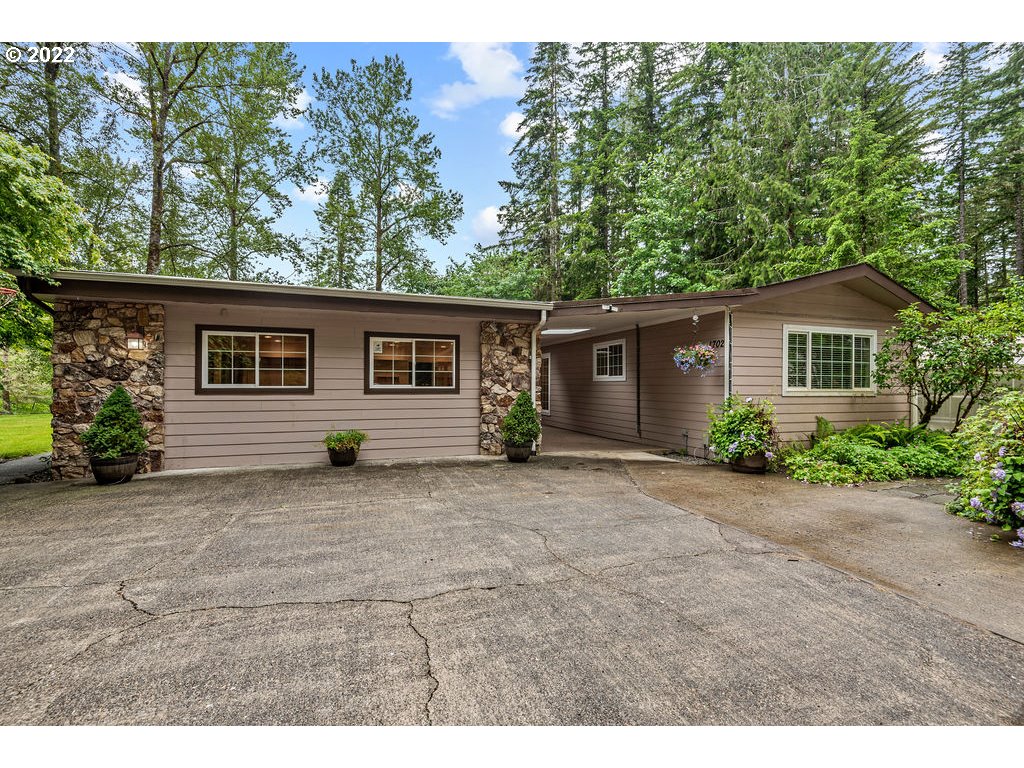 1702 Tower Road Castle Rock, WA 98611 - Photo 4 of 31 Gallery Image 4