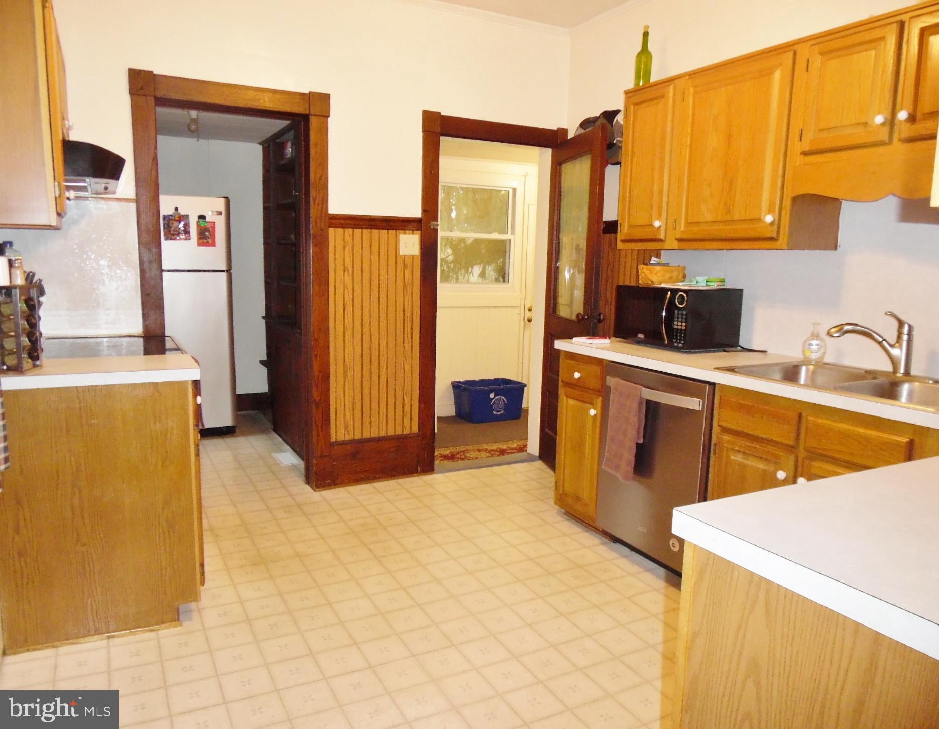 28 Frederick Road Thurmont, MD 21788 - Photo 8 of 27 Gallery Image 8