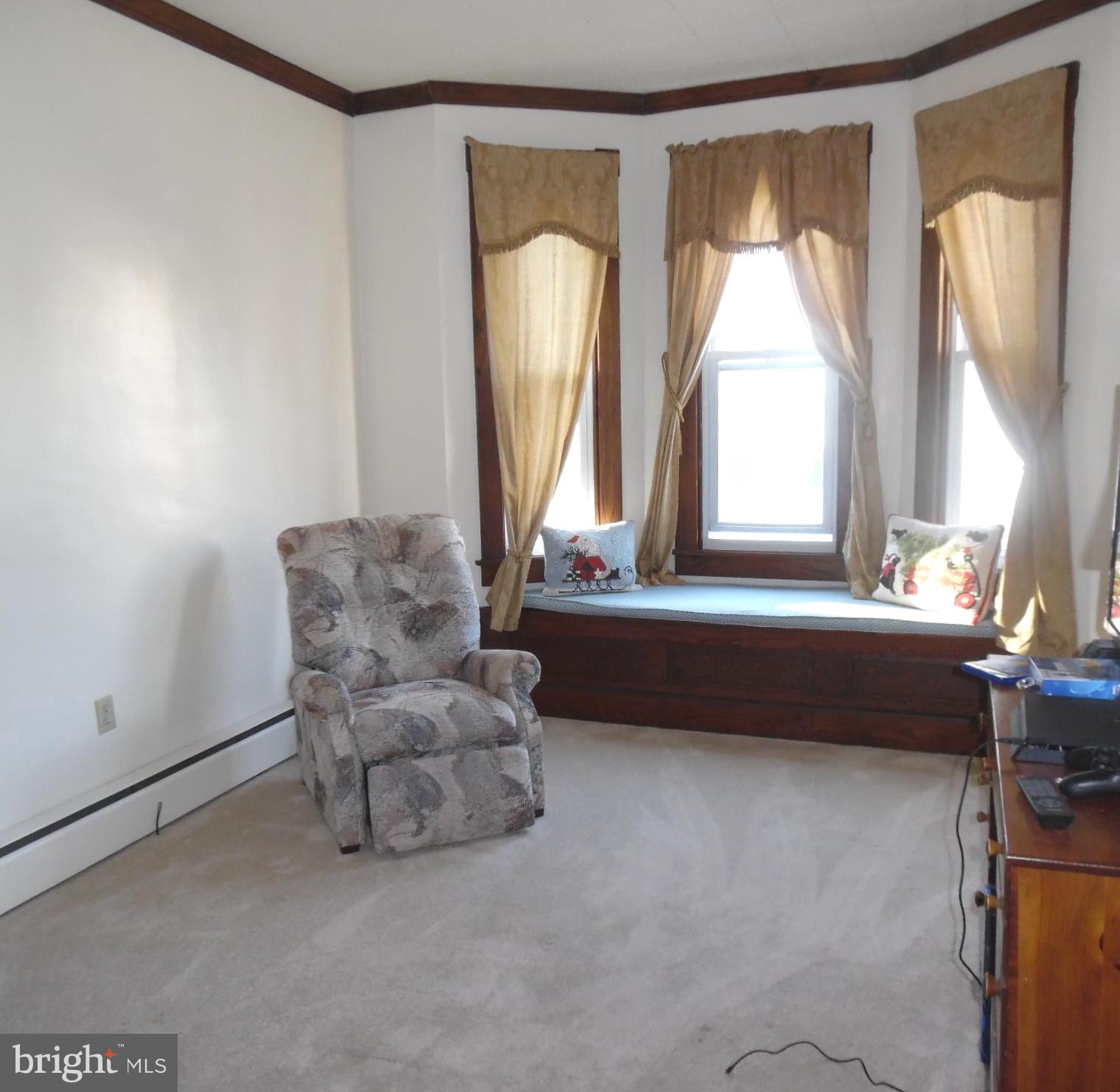 28 Frederick Road Thurmont, MD 21788 - Photo 10 of 27 Gallery Image 10