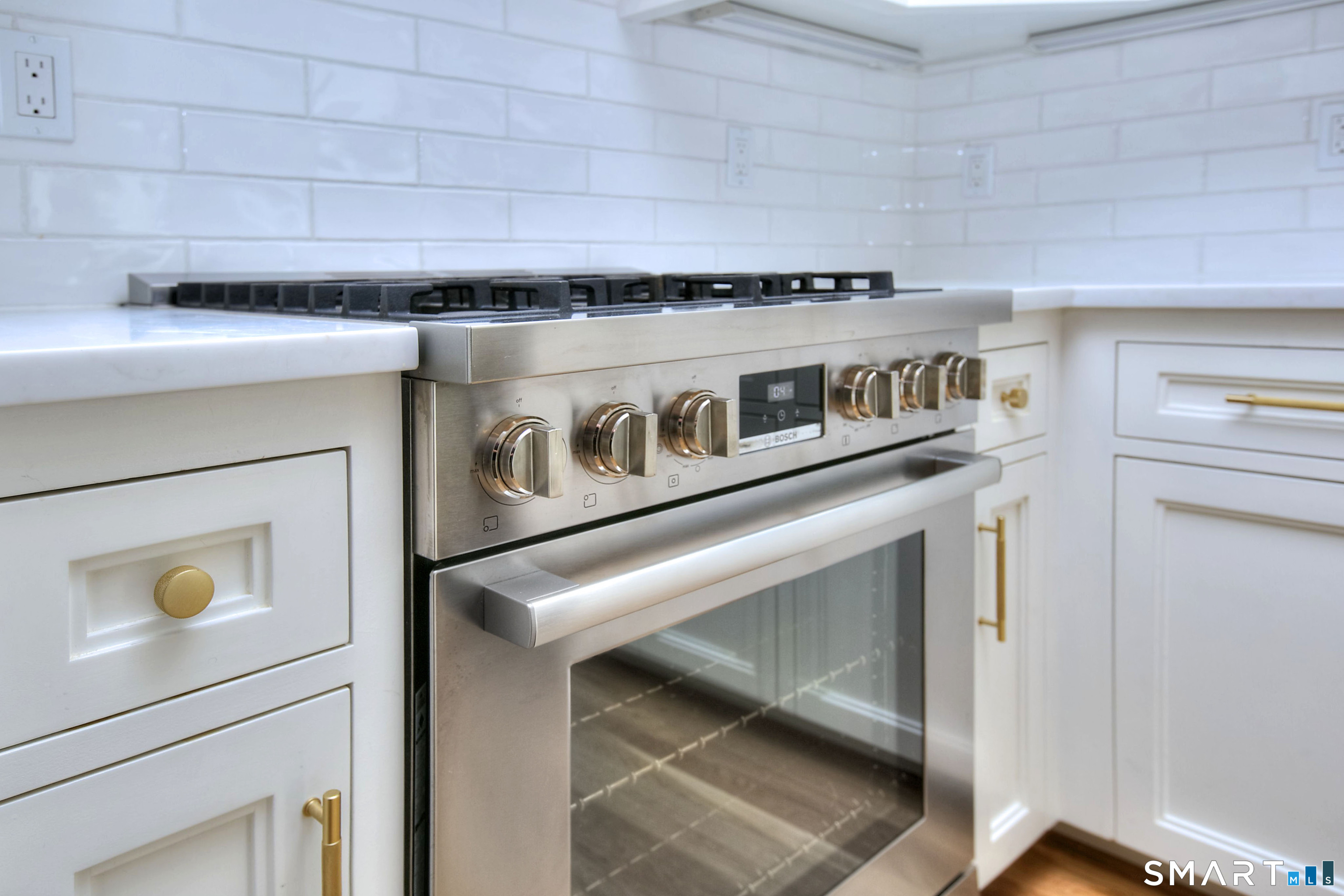1 Sunrise Road, Unit B Westport, CT 06880 - Photo 10 of 39 Gallery Image 10