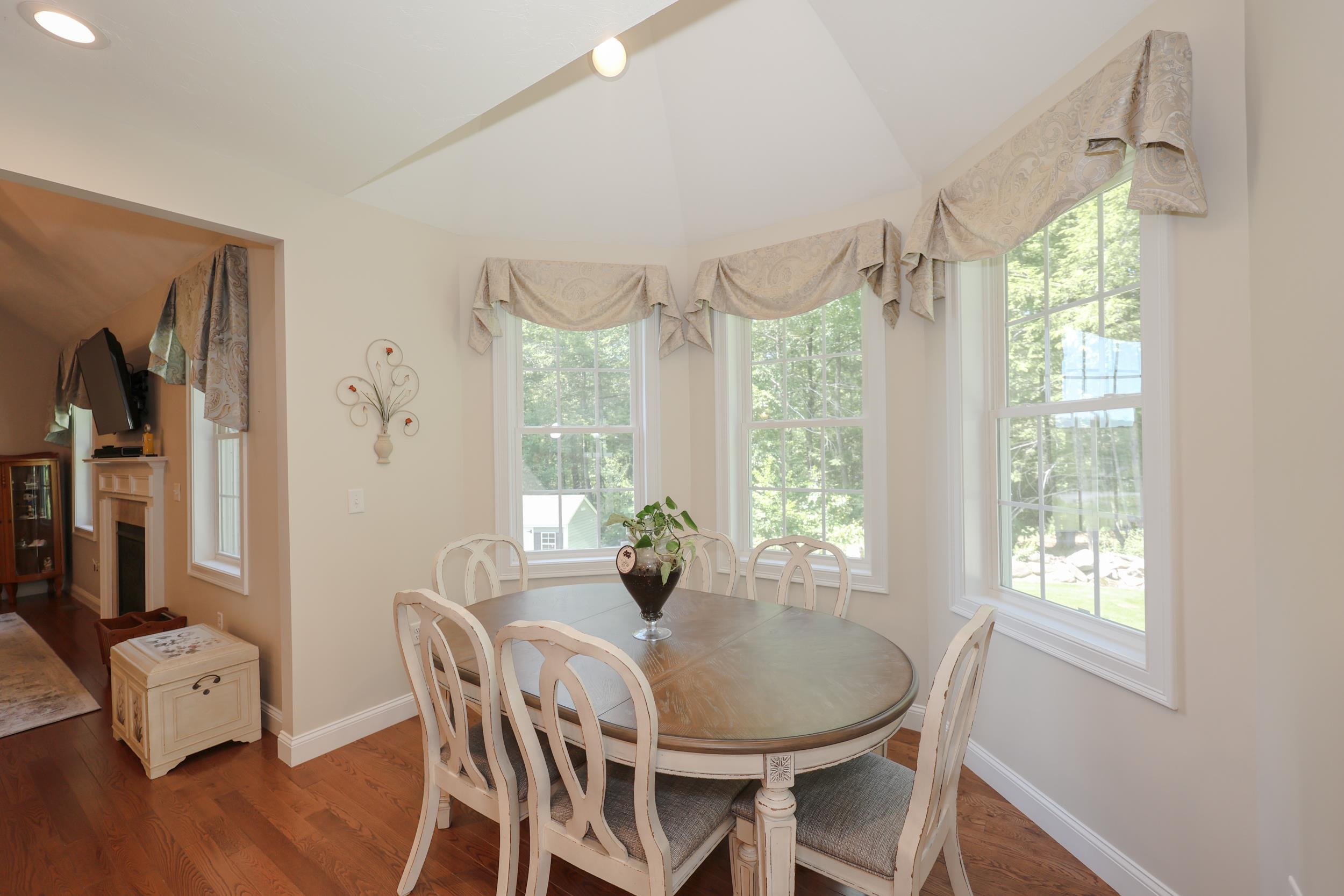 145 Clement Road Pelham, NH 03076 - Photo 9 of 46