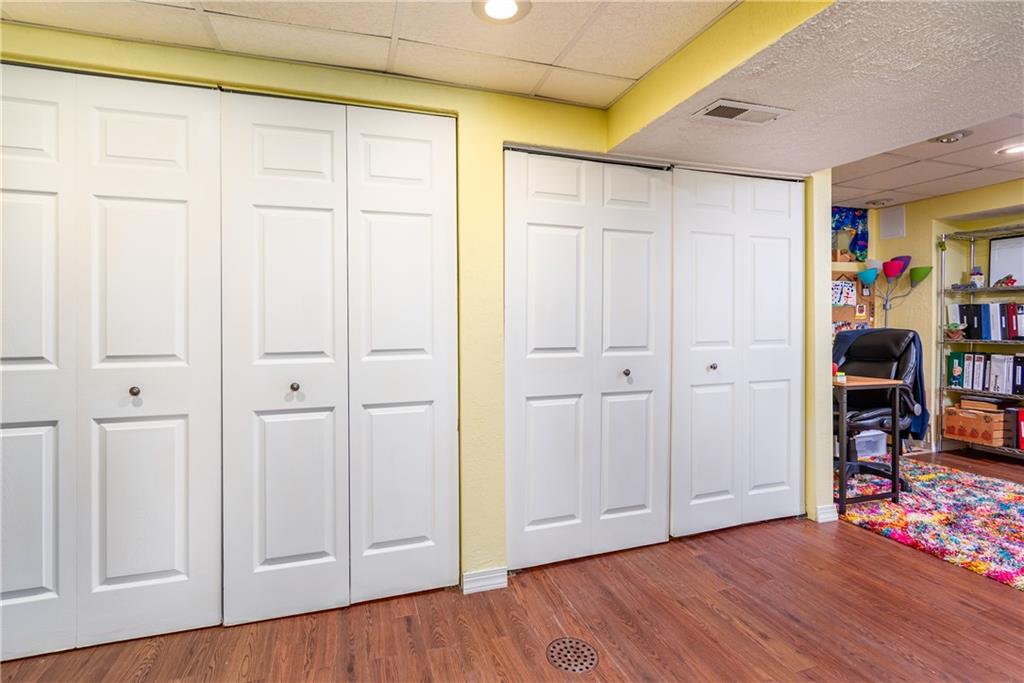 2045 Ridge Rd Extension Ambridge, PA 15003 - Photo 21 of 25