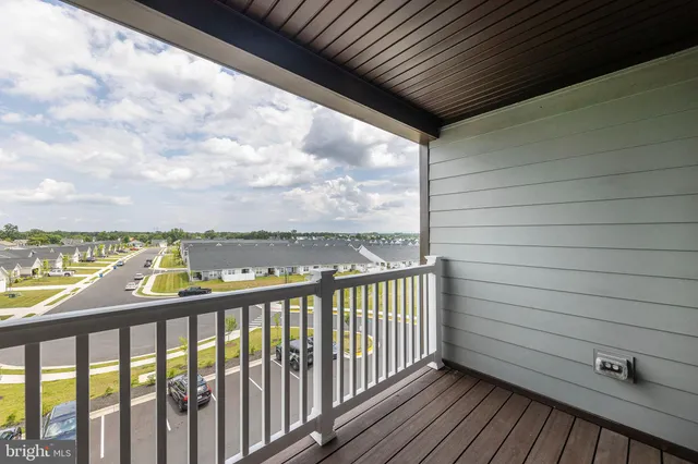 $315,000 | 140 McCormick Circle, Unit 403, Winchester, VA 22602