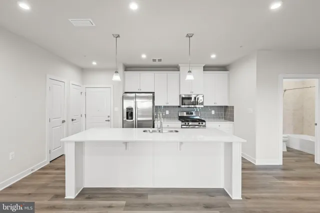 $315,000 | 140 McCormick Circle, Unit 403, Winchester, VA 22602