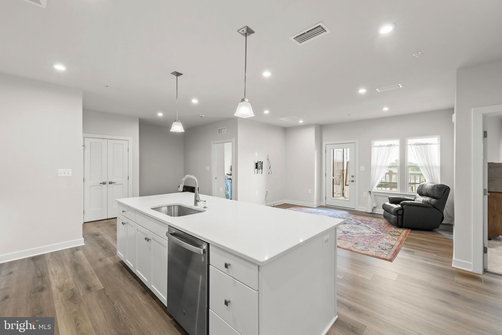 140 McCormick Circle, Unit 403 Winchester, VA 22602 - Photo 6 of 22