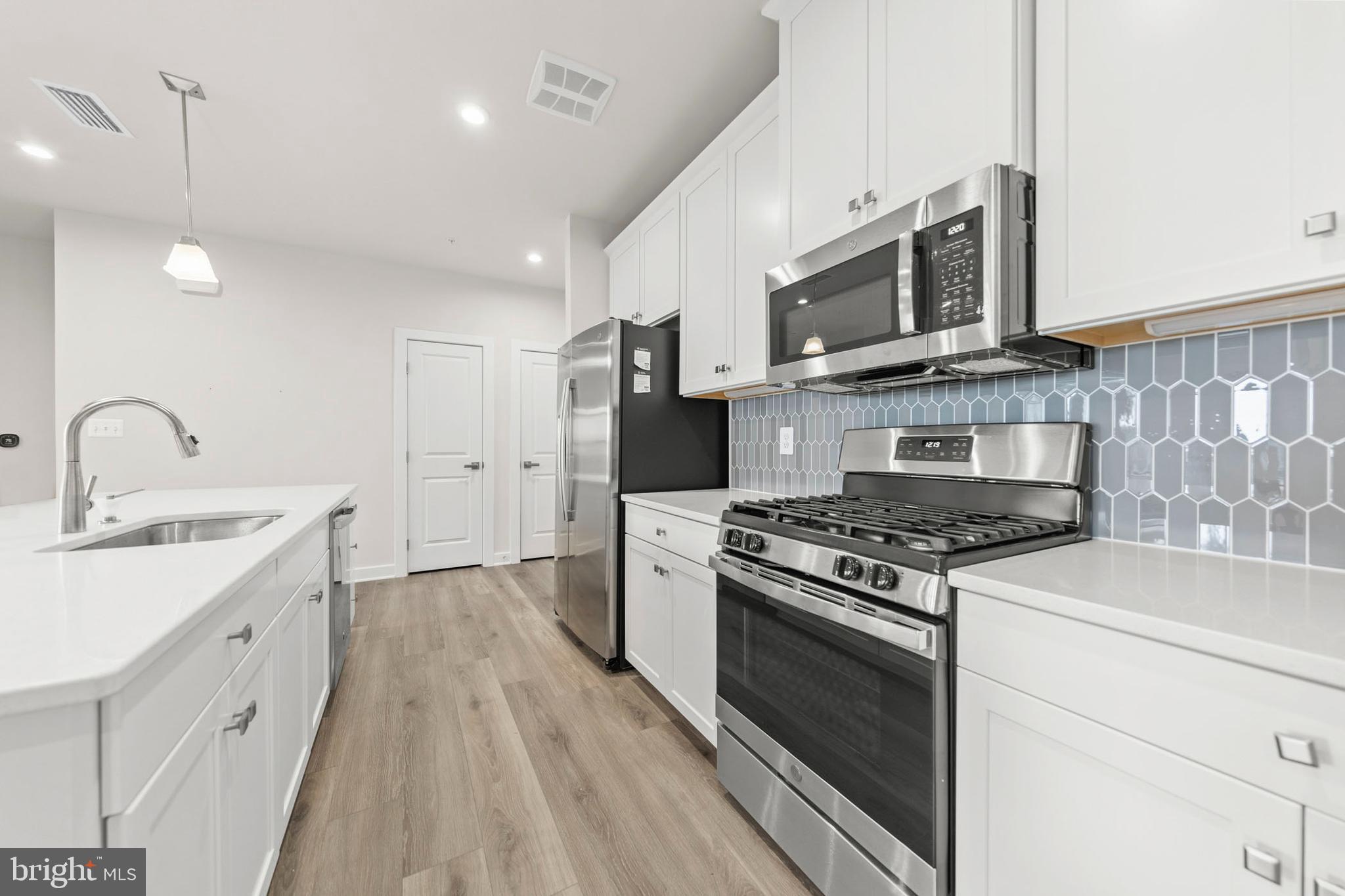 140 McCormick Circle, Unit 403 Winchester, VA 22602 - Photo 7 of 22