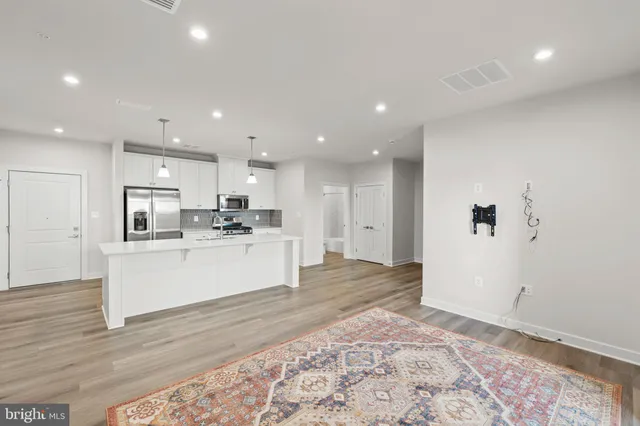 $315,000 | 140 McCormick Circle, Unit 403, Winchester, VA 22602