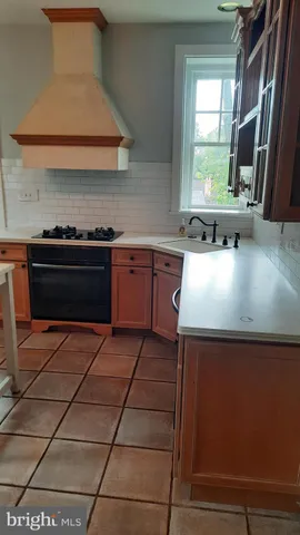 $3,200 | 2315 Magnolia Drive, Harrisburg, PA 17104