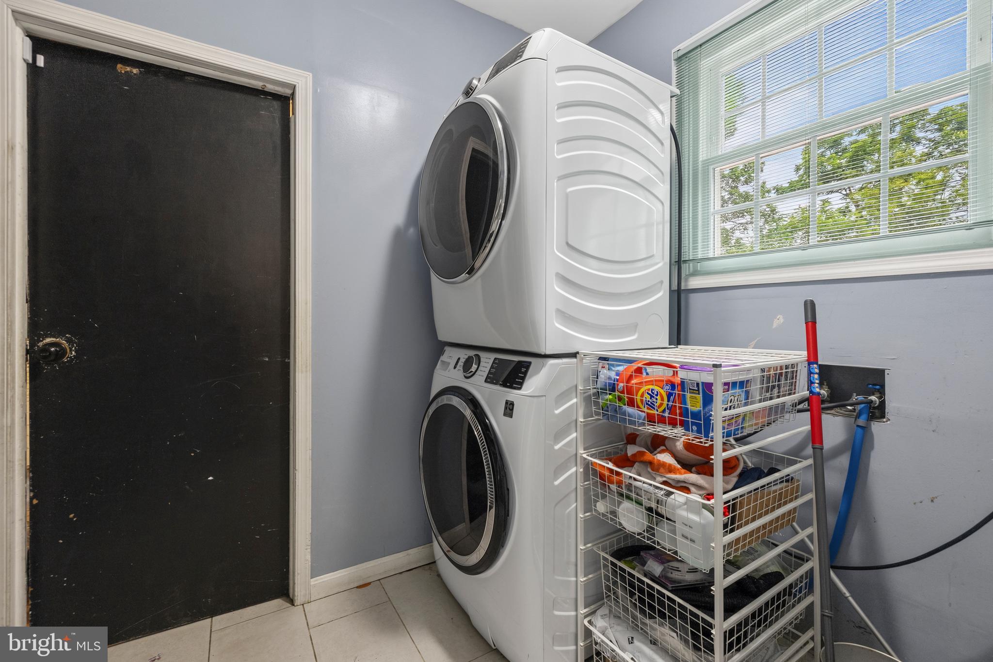 5214 Lightning View Road Columbia, MD 21045 - Photo 45 of 53 Laundry