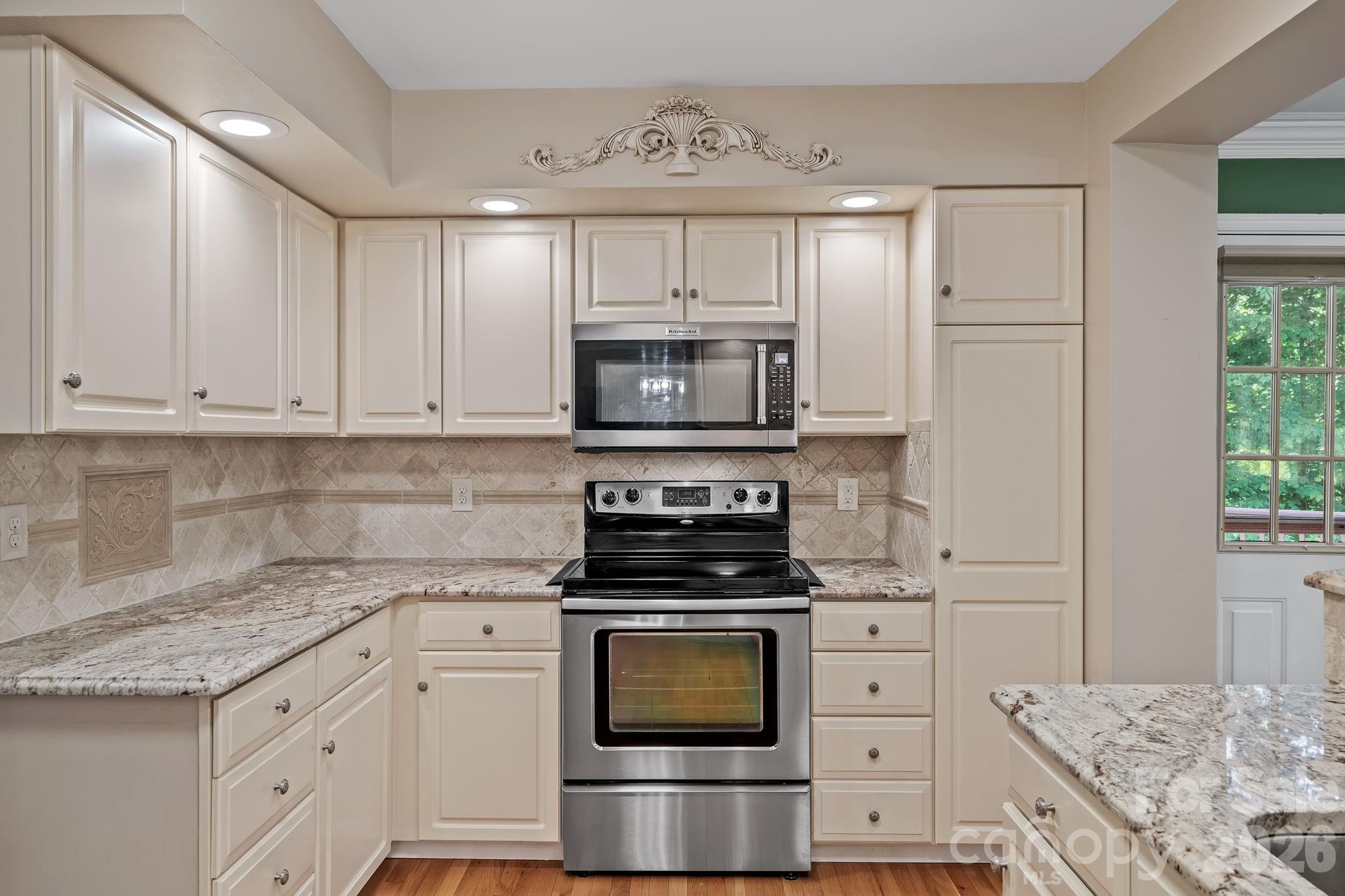 56 Gudger Road Leicester, NC 28748 - Photo 5 of 33