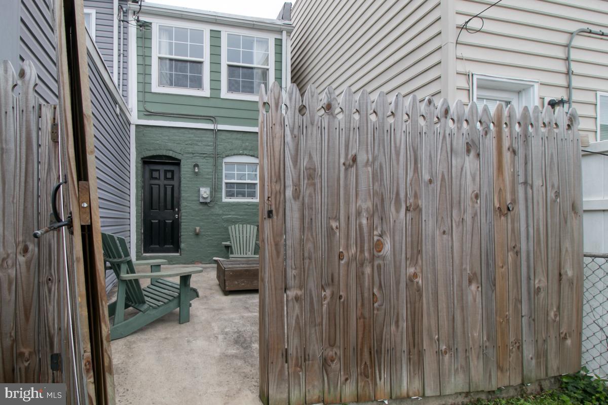 3336 Keswick Road Baltimore, MD 21211 - Photo 30 of 44 Staged back patio