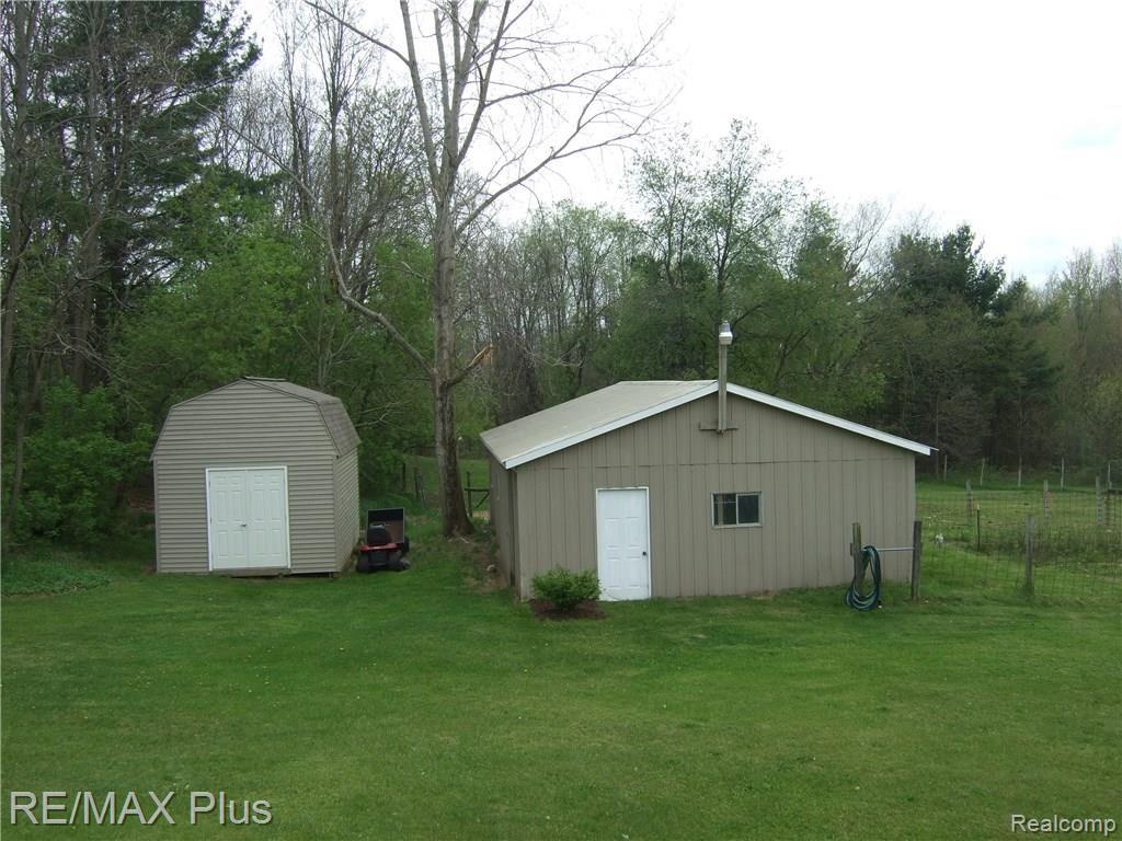 5057 Skelton Road Columbiaville, MI 48421 - Photo 19 of 25 DSCF5859.JPG