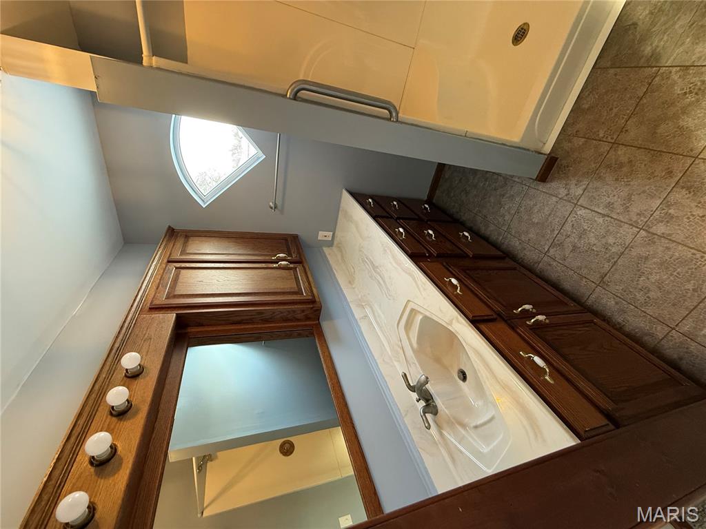 228 Watson Road Sullivan, MO 63080 - Photo 17 of 27