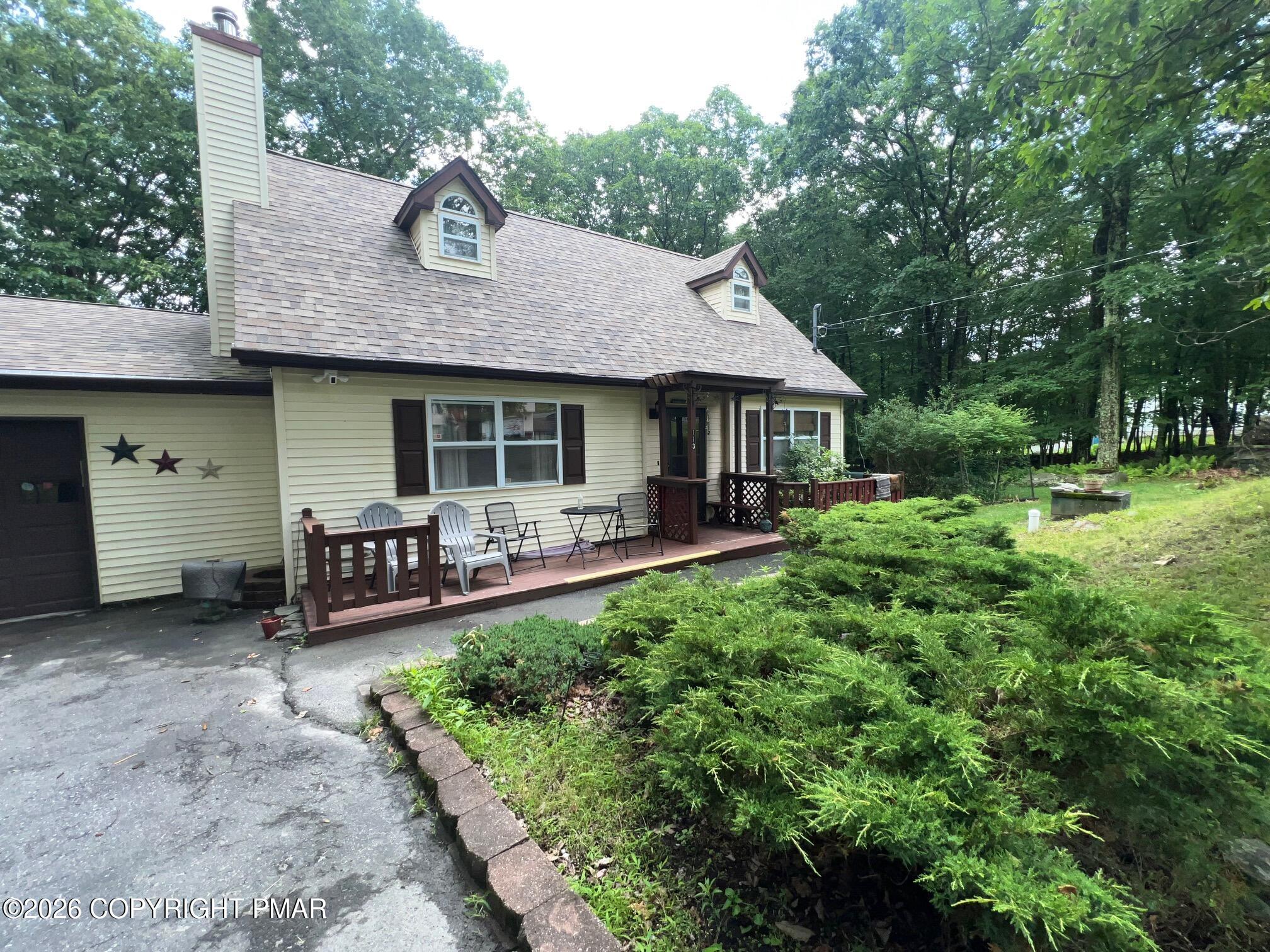 113 Bailey Drive Bushkill, PA 18324 - Photo 2 of 30 IMG_5323