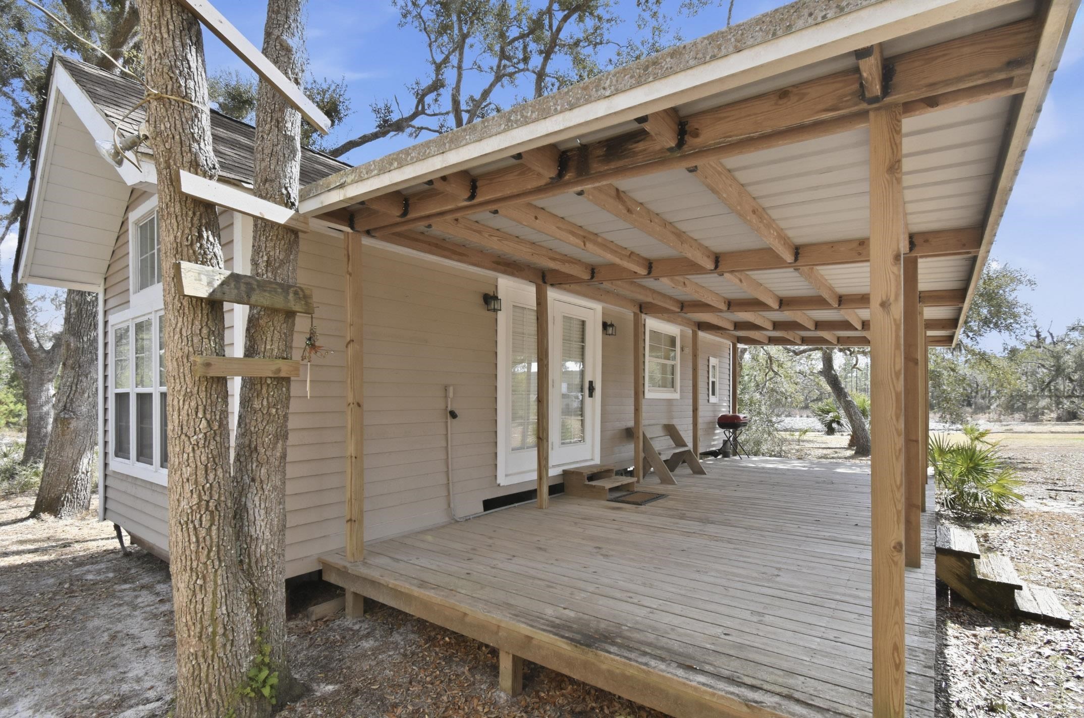 15942 Shell Drive Perry, FL 32348 - Photo 6 of 34 Gallery Image 6