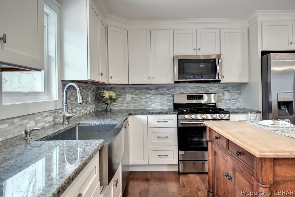 8242 Dutton Road Gloucester, VA 23061 - Photo 10 of 33 Gallery Image 10