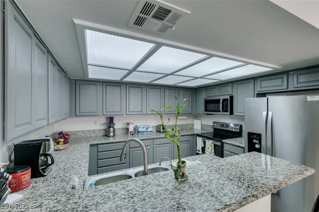 $330,000 | 675 Cervantes Drive, Henderson, NV 89014