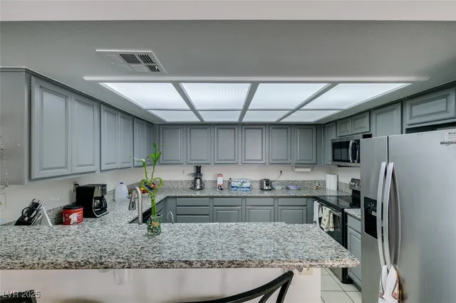 $330,000 | 675 Cervantes Drive, Henderson, NV 89014