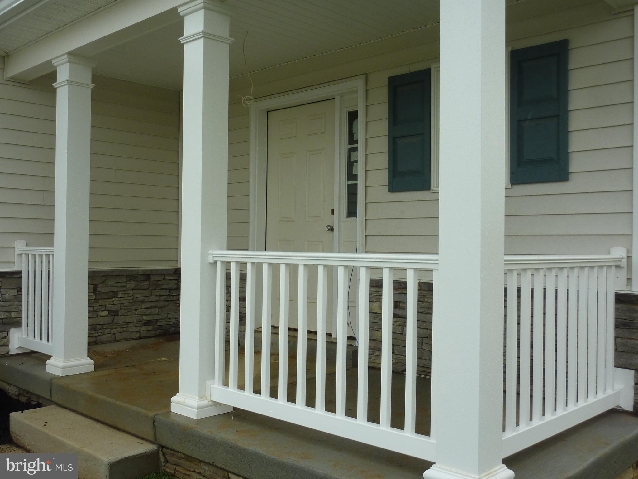 300 Doylestown Road Smyrna, DE 19977 - Photo 3 of 23 Front Porch