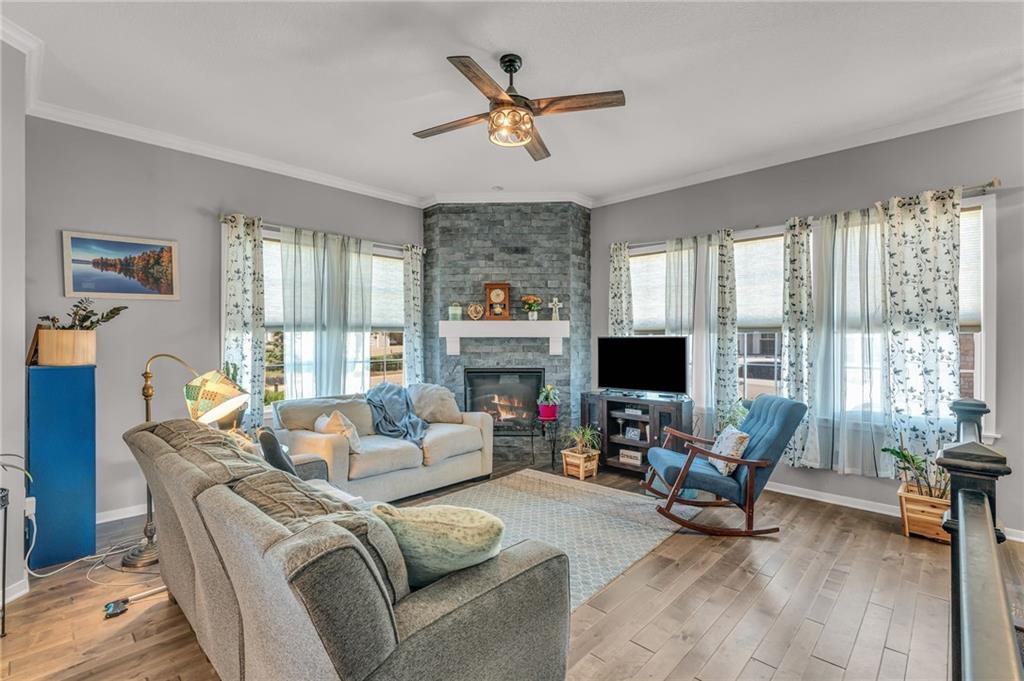 21607 West 120th Street, Unit 3700 Olathe, KS 66061 - Photo 4 of 42