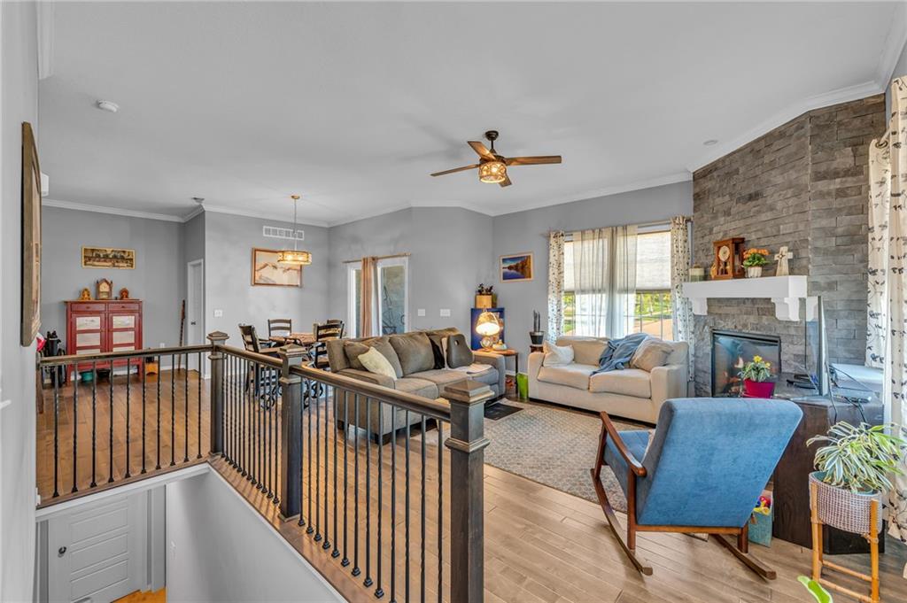 21607 West 120th Street, Unit 3700 Olathe, KS 66061 - Photo 5 of 42