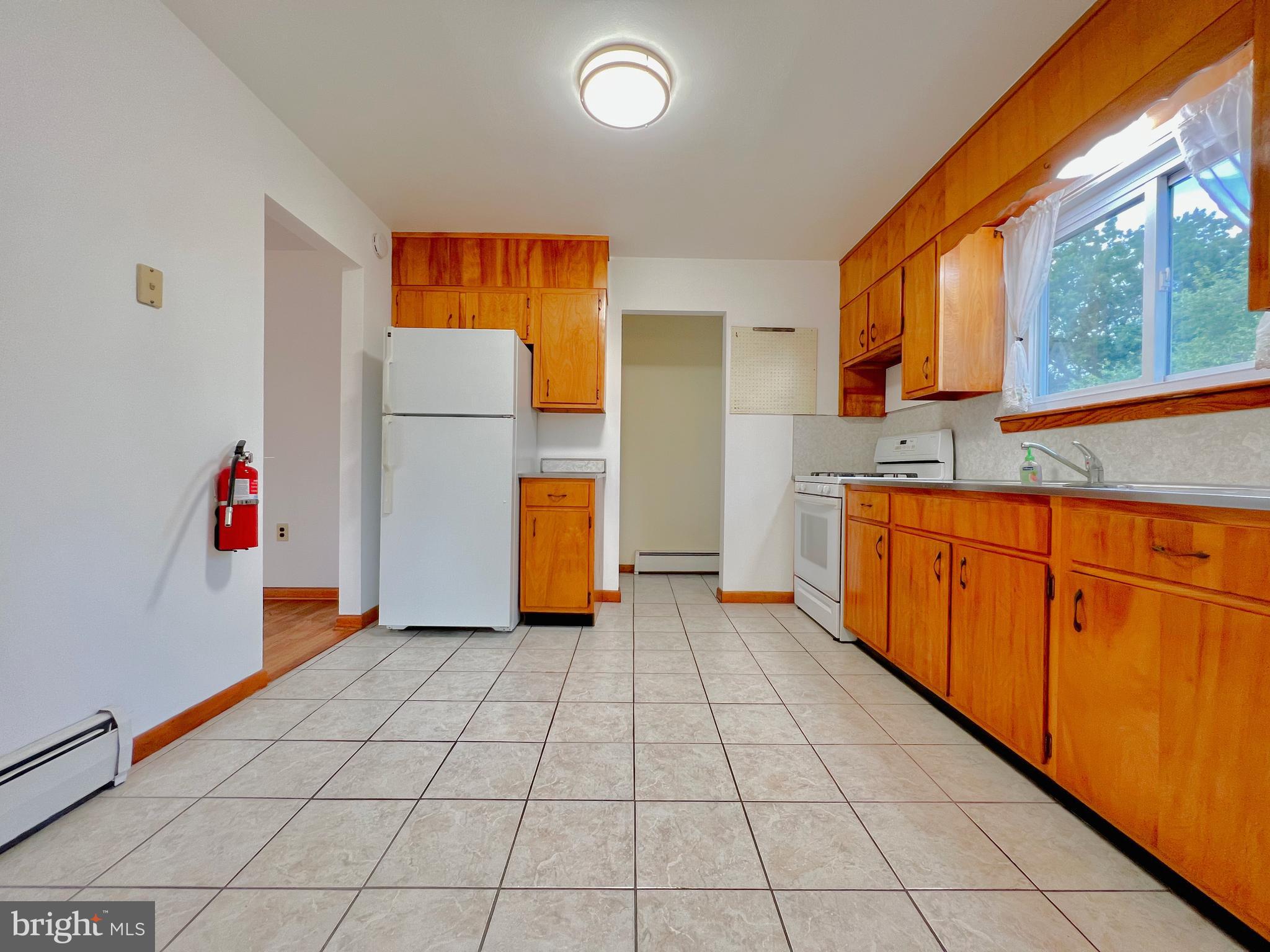 270 George Dye Road Hamilton, NJ 08690 - Photo 13 of 38