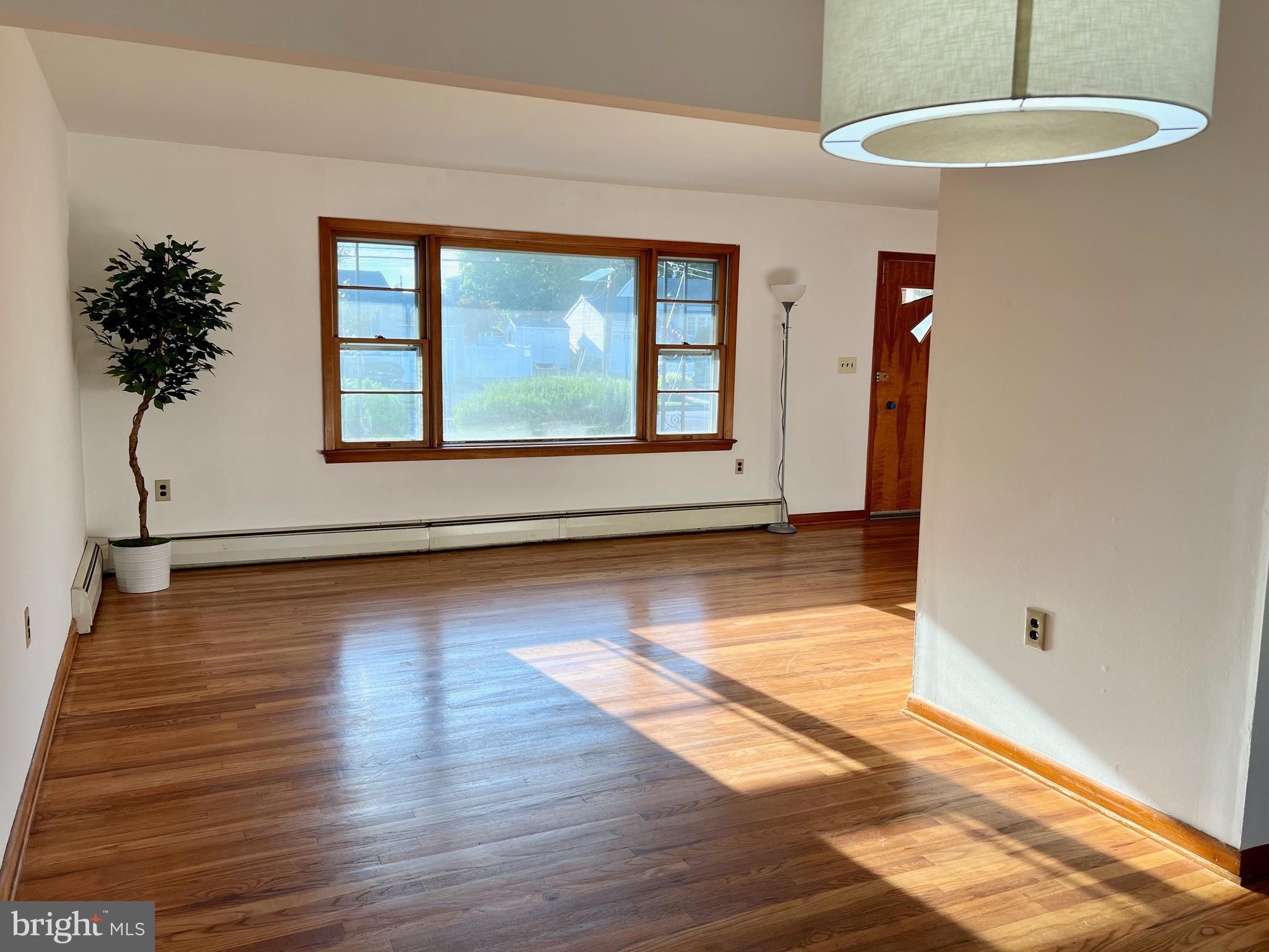 270 George Dye Road Hamilton, NJ 08690 - Photo 8 of 38