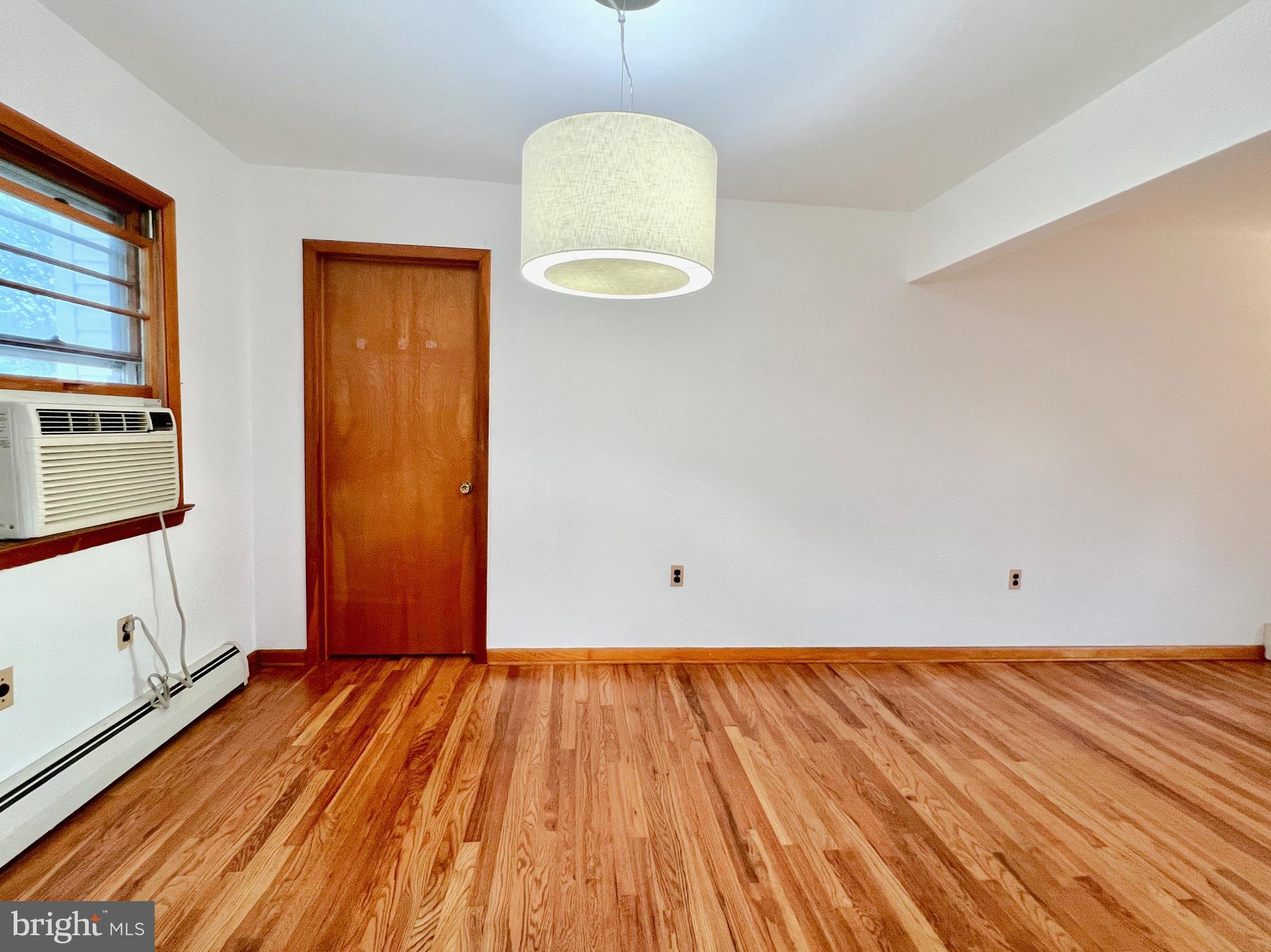 270 George Dye Road Hamilton, NJ 08690 - Photo 9 of 38