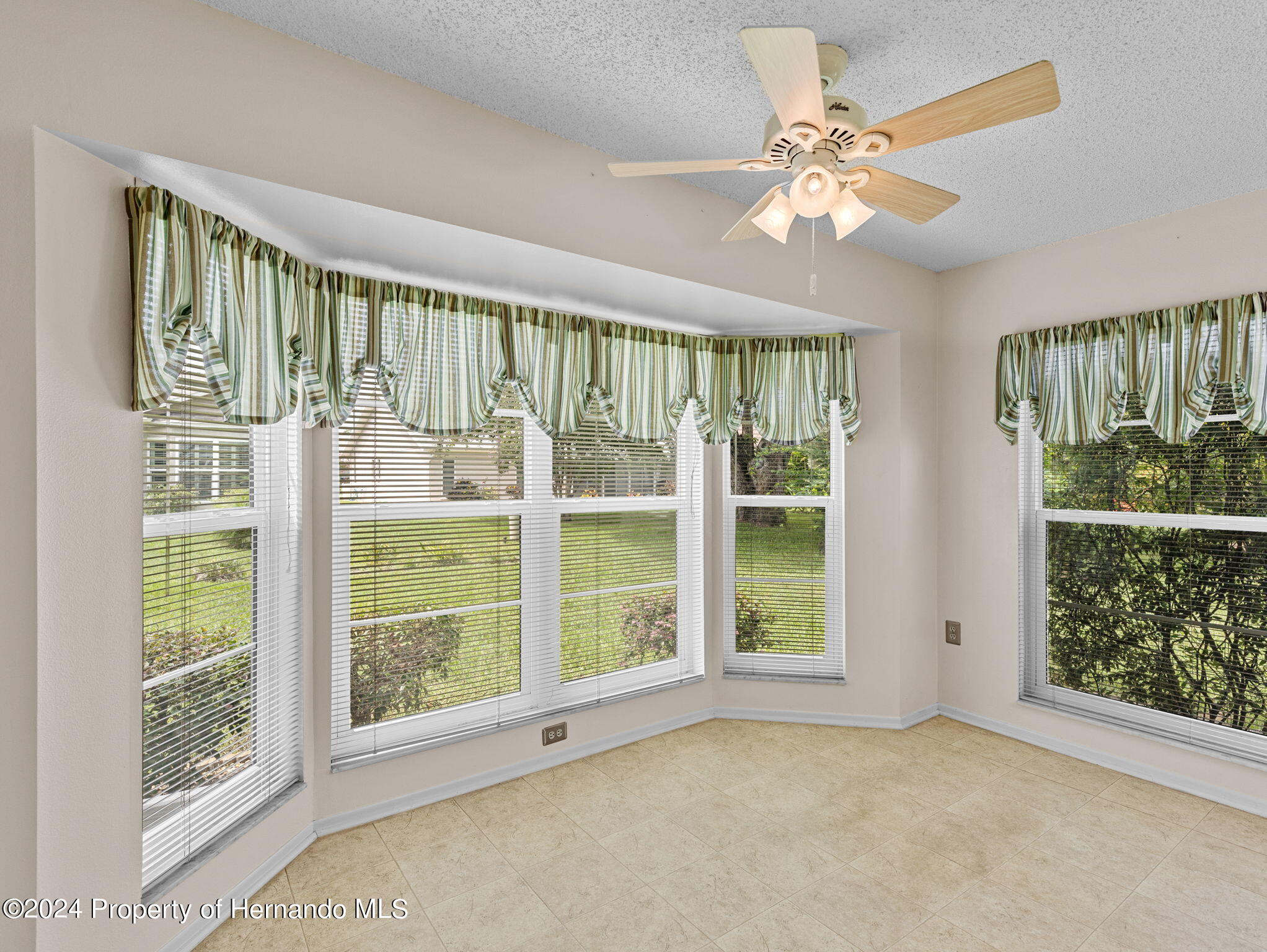 9678 Noble New Port New Port Richey, FL 34655 - Photo 17 of 51 12-web-or-mls-IMG_4542