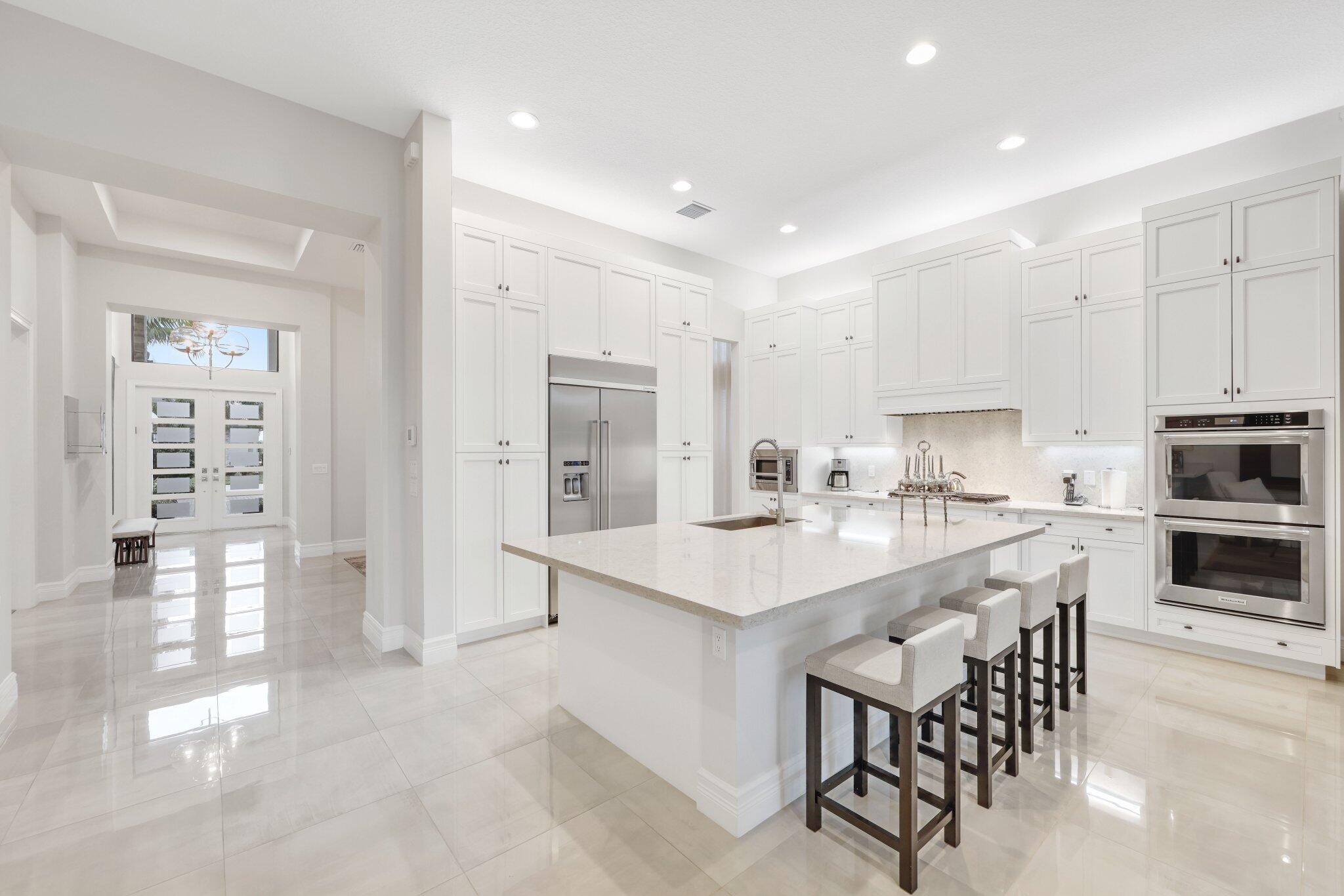 9137 Benedetta Place Boca Raton, FL 33496 - Photo 6 of 48 Kitchen