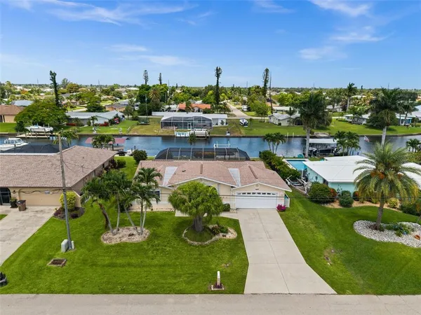 $475,000 | 4402 Southeast 1st Place, Cape Coral, FL 33904