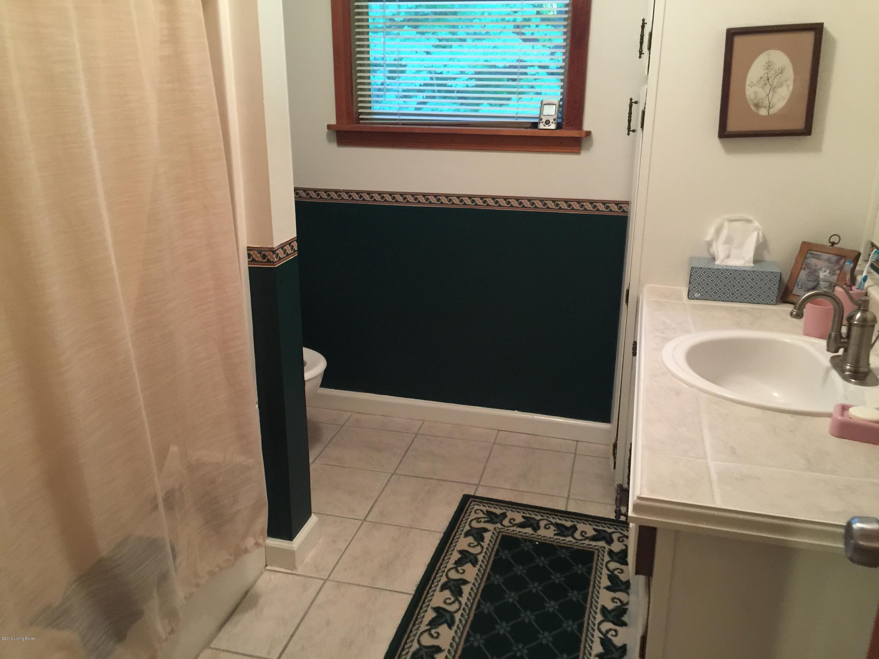 54 Spruce Lane Bee Spring, KY 42207 - Photo 24 of 28 image