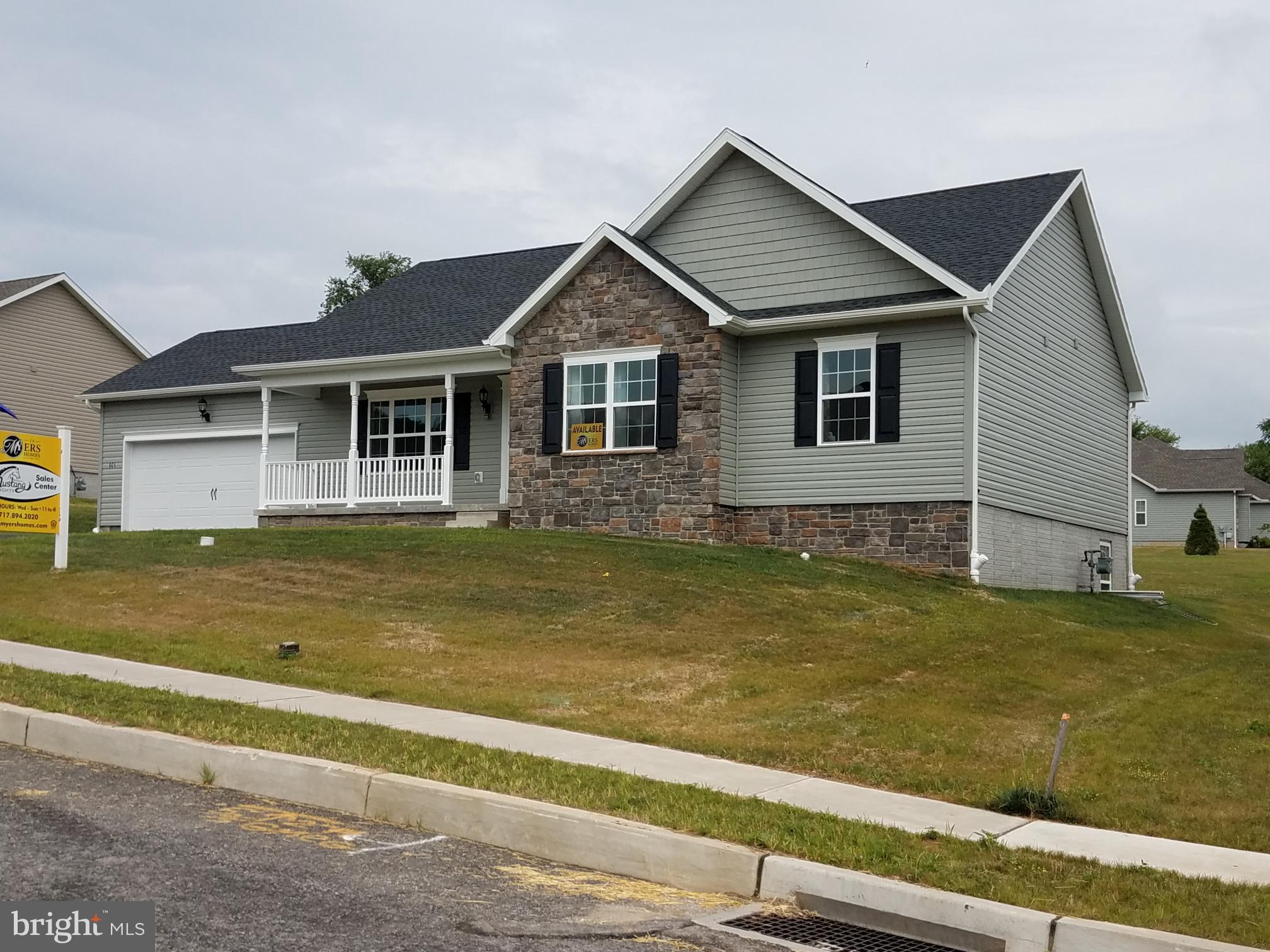 905 Friar Run, Unit 3 Hanover, PA 17331 - Photo 1 of 24 Gallery Image 1