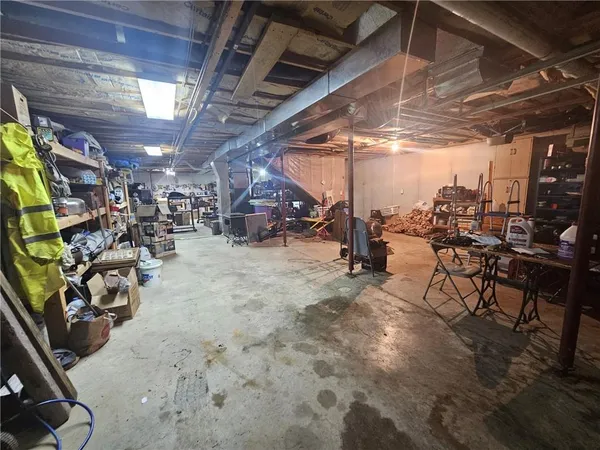 $395,000 | 28785 Jewell Road, Brookfield, MO 64628