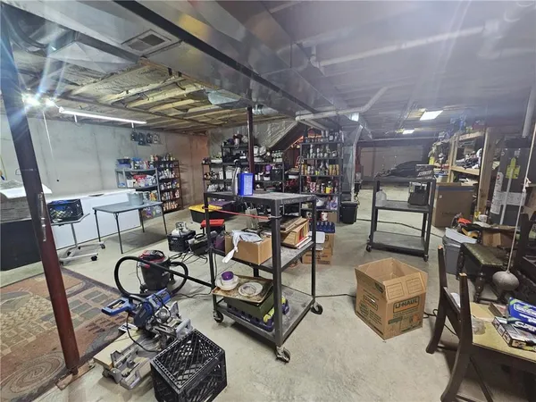 $395,000 | 28785 Jewell Road, Brookfield, MO 64628