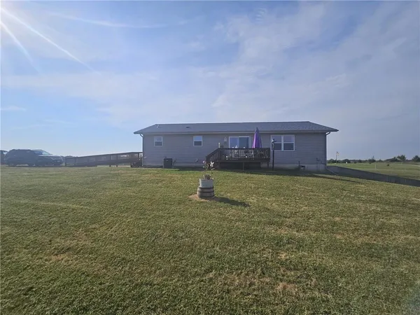 $395,000 | 28785 Jewell Road, Brookfield, MO 64628