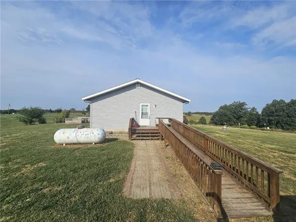 $395,000 | 28785 Jewell Road, Brookfield, MO 64628