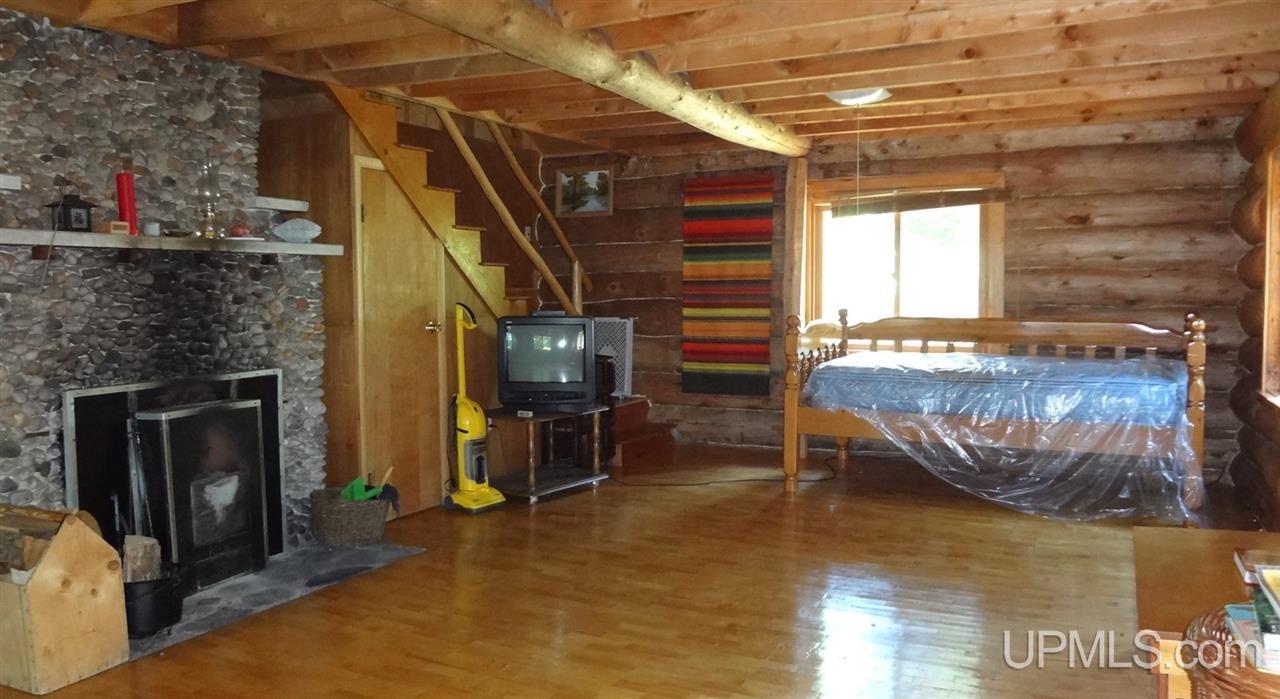 297 South Camp Road Ishpeming, MI 49849 - Photo 4 of 33